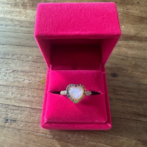 Kurt Geiger Heart-Shaped Opal Ring with Gold Accents Size 7 and Size 8 - Picture 1 of 6